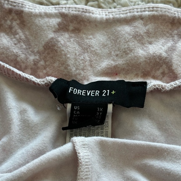 Forever 21 Pink Biker Shorts Plus Size - Picture 5 of 5